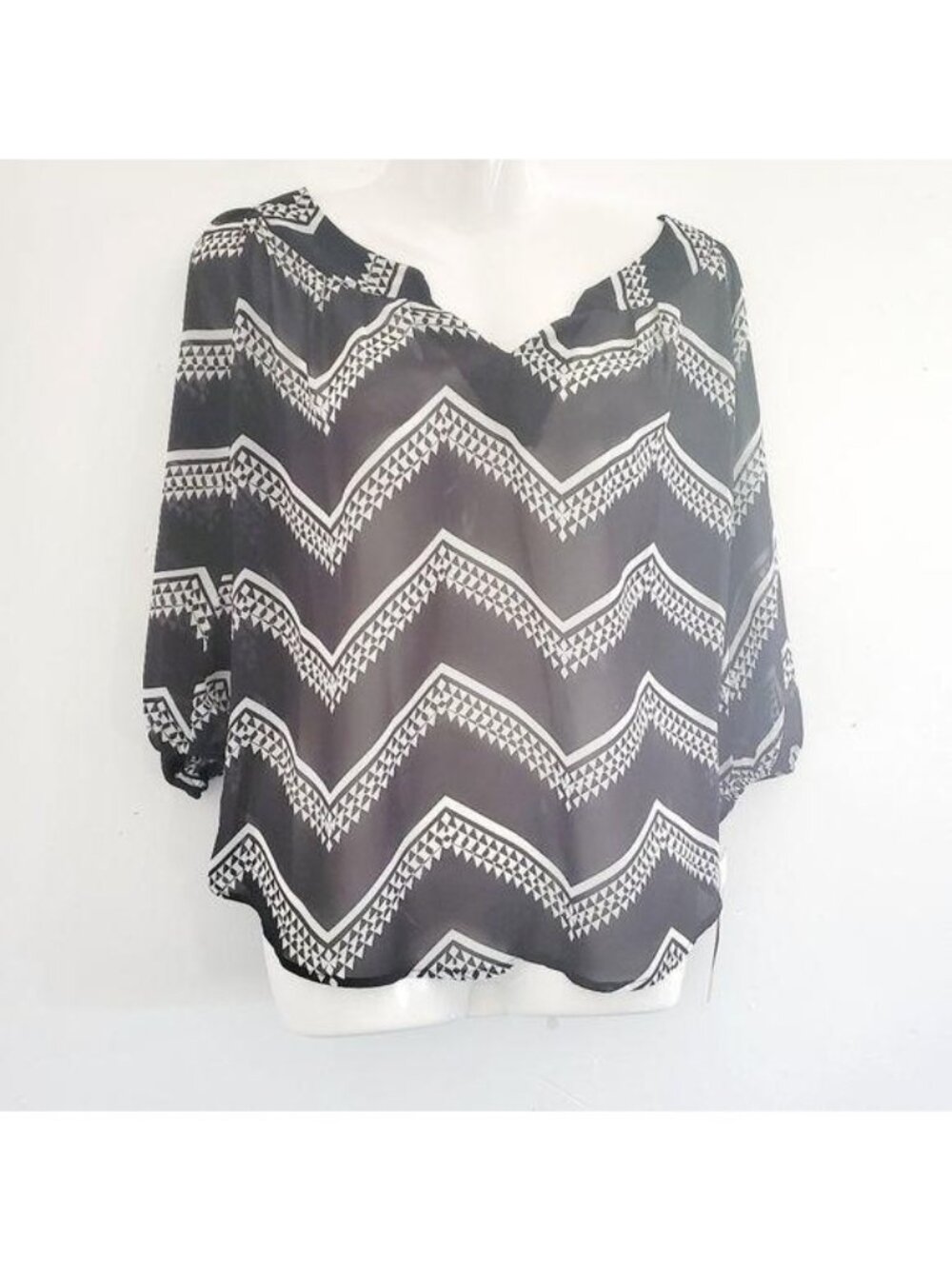Chevron Print Sheer V-Neck Blouse By Takara In Black & White Size Small